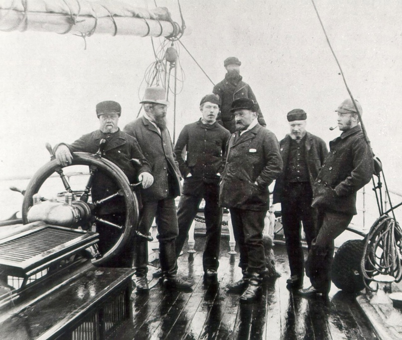 Третий слева Артур Конан Дойл. 12 июля 1880 г.